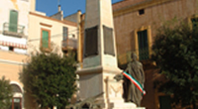 Il monumento ai Caduti in guerra 